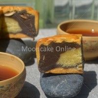 ???? Sesame and Mungbean Paste Mooncake [Straight Cut]
